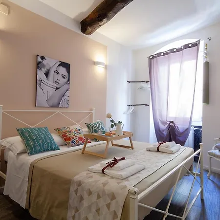 Ciao Bella Divas * Riomaggiore